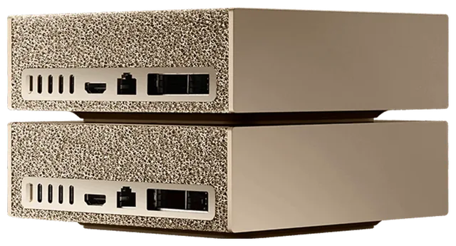 Deux boîtiers NVIDIA DGX Spark